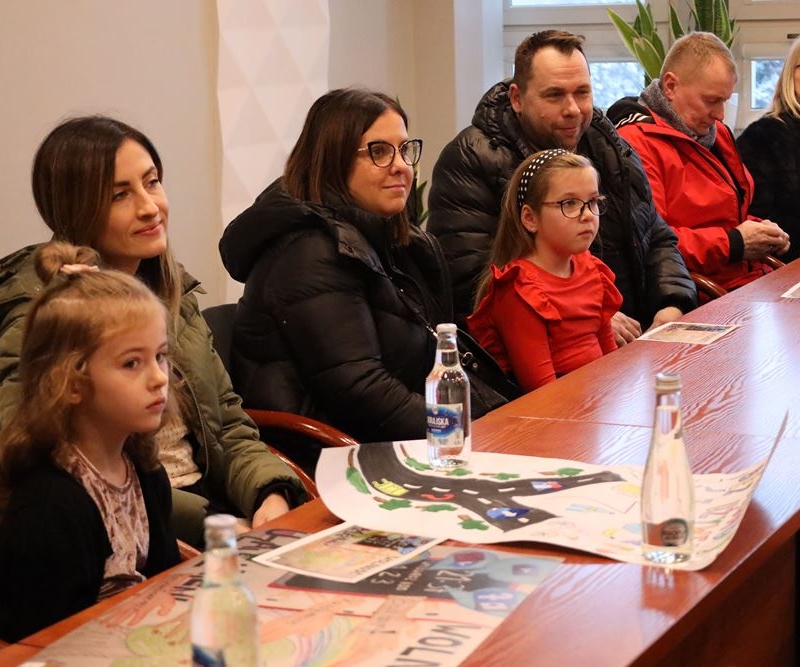 „Żyj zdrowo! Bez używek”. Podsumowanie konkursu