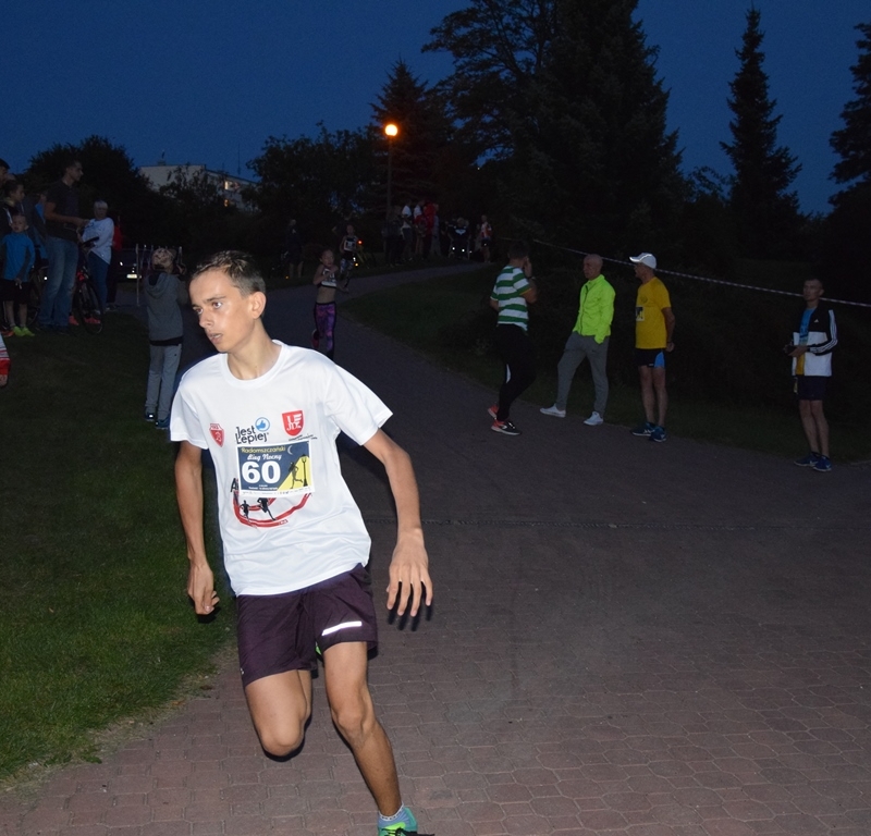 II Radomszczański Bieg Nocny w parku Solidarności 
