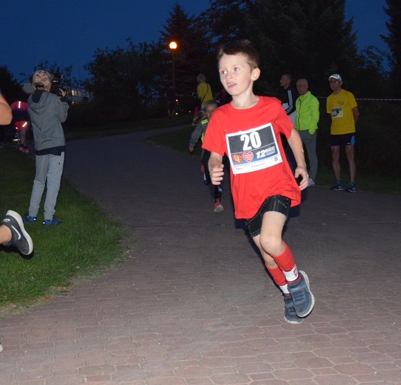 II Radomszczański Bieg Nocny w parku Solidarności 