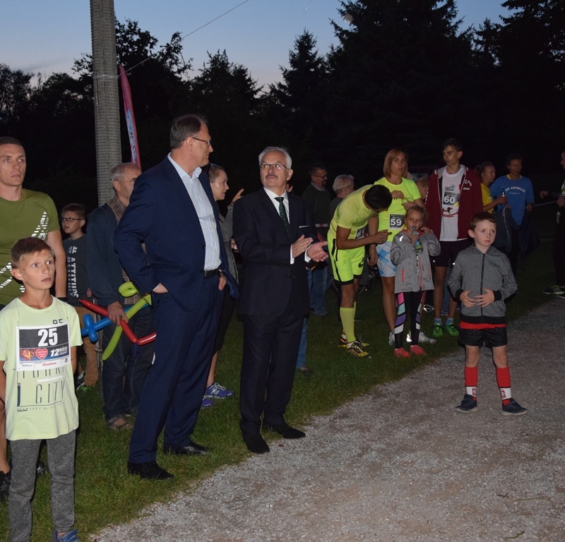 II Radomszczański Bieg Nocny w parku Solidarności 