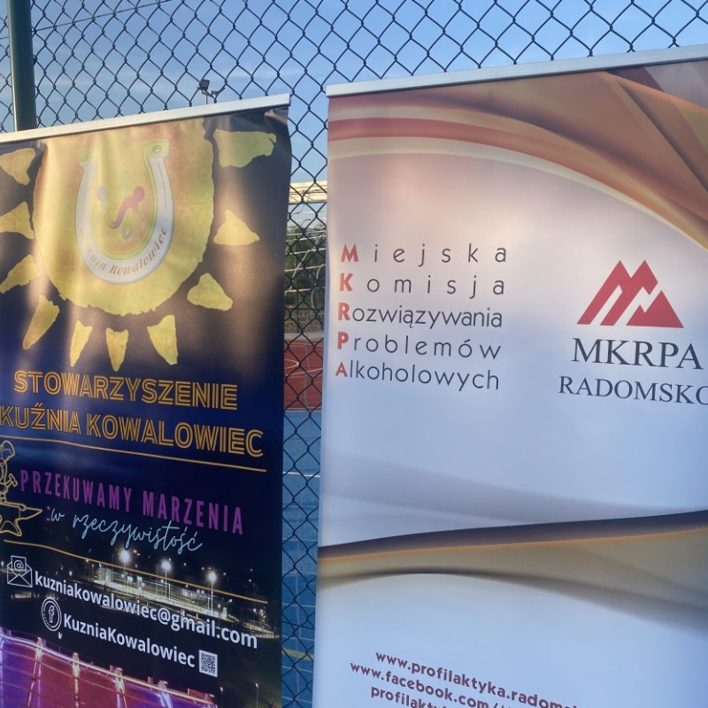 Profilaktyczny projekt „Na Kowalowcu w piłkę gramy - uzależnieniom kopa dajemy”