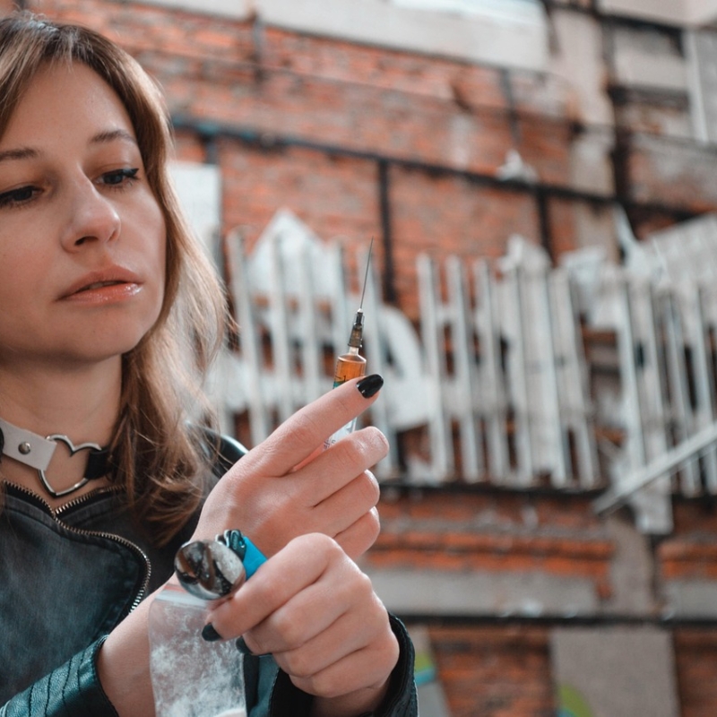 Droga do wyjścia z uzależnienia. Gdzie w Radomsku szukać pomocy?