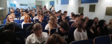 „Rytm bez przemocy” – młodzież z Drzewniaka rozmawiała o uzależnieniach